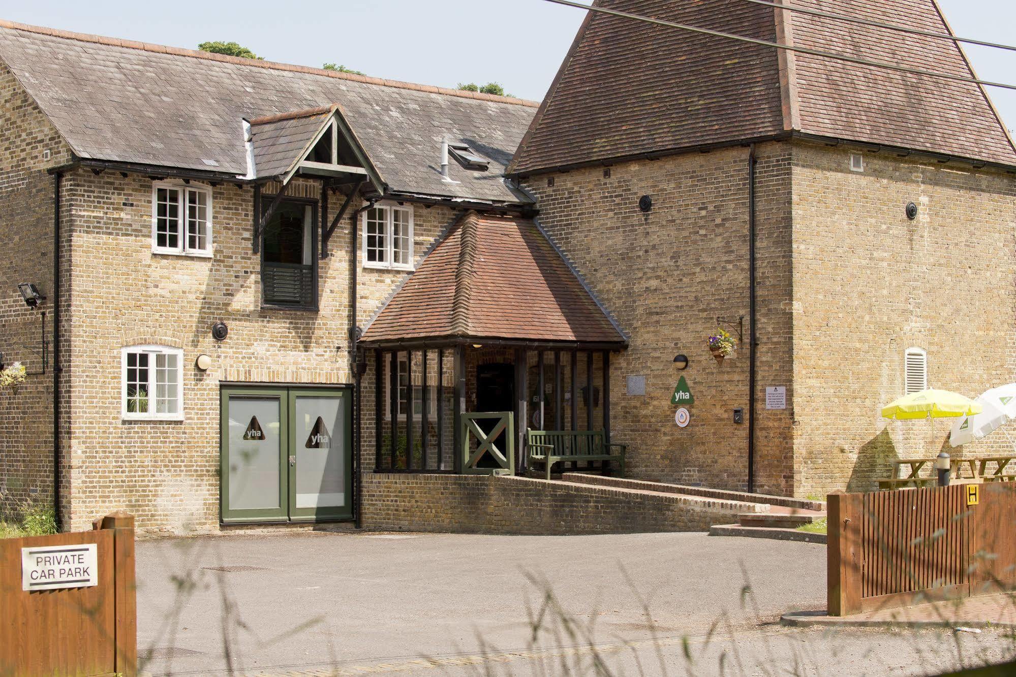 A Pousada Yha Medway Gillingham  Exterior foto