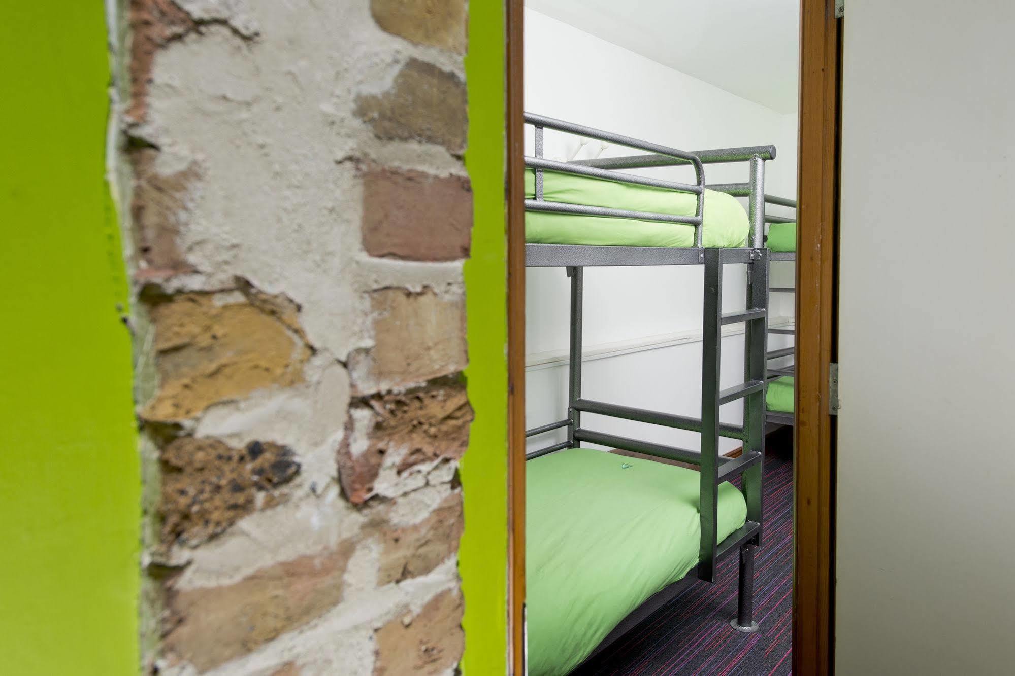 A Pousada Yha Medway Gillingham  Exterior foto