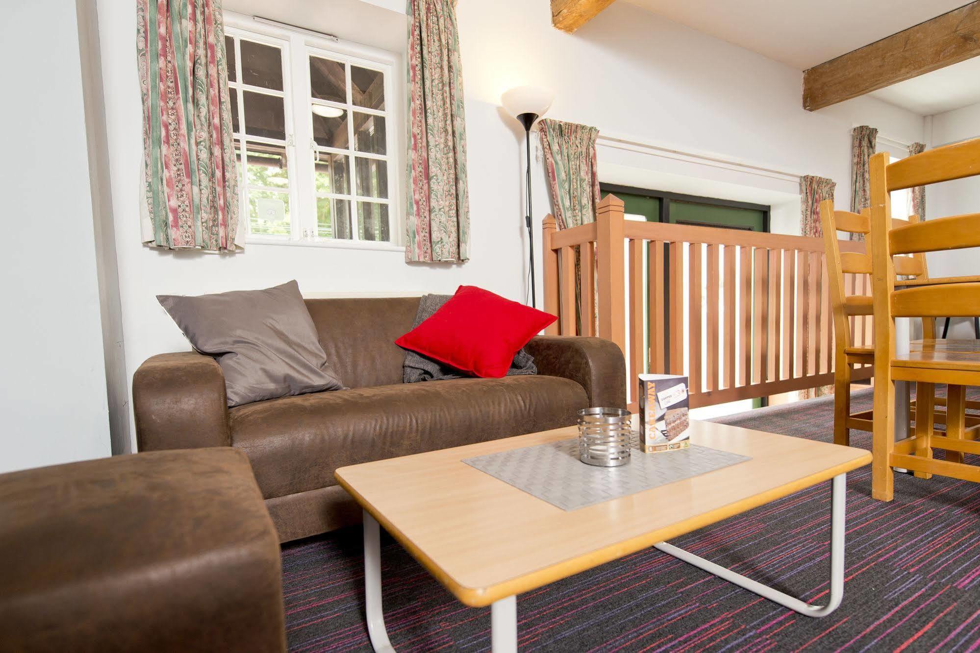 A Pousada Yha Medway Gillingham  Exterior foto